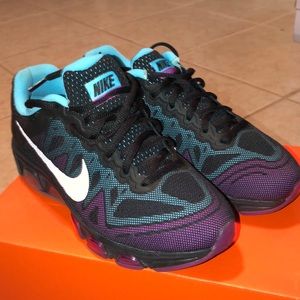 {keywor d} nike air max dynasty donna